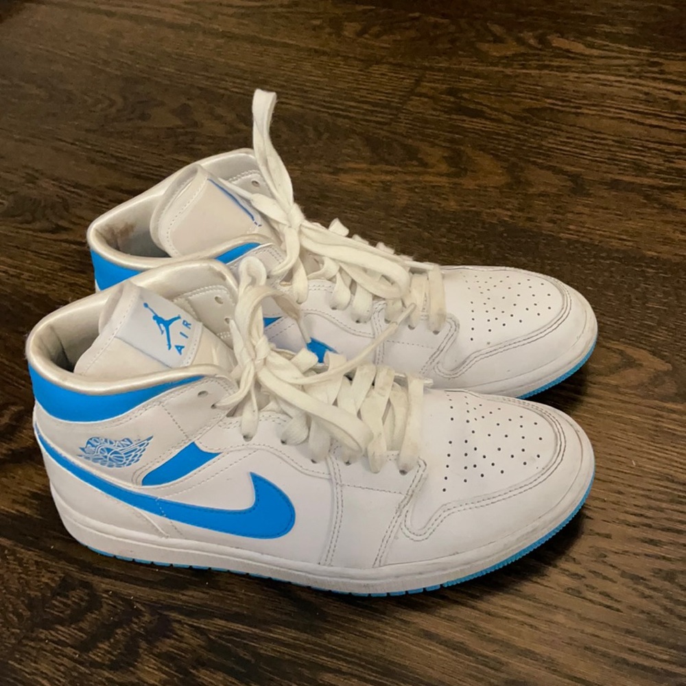 NOT FOR SALE Jordan 1 Mid UNC - Picture 1 of 5
